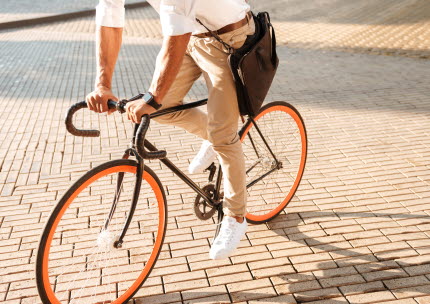 Att cykla eller gå ger absolut minst utsläpp.